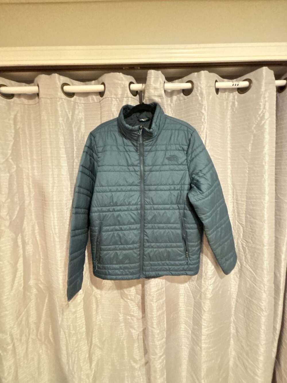 The North Face Puffer Jacket Size L Blue Full Zip Lightweight
